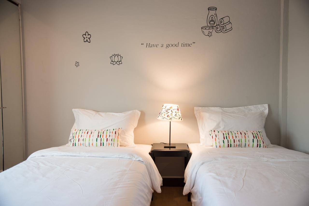 Bed & Body Hostel Bangkok Exterior foto