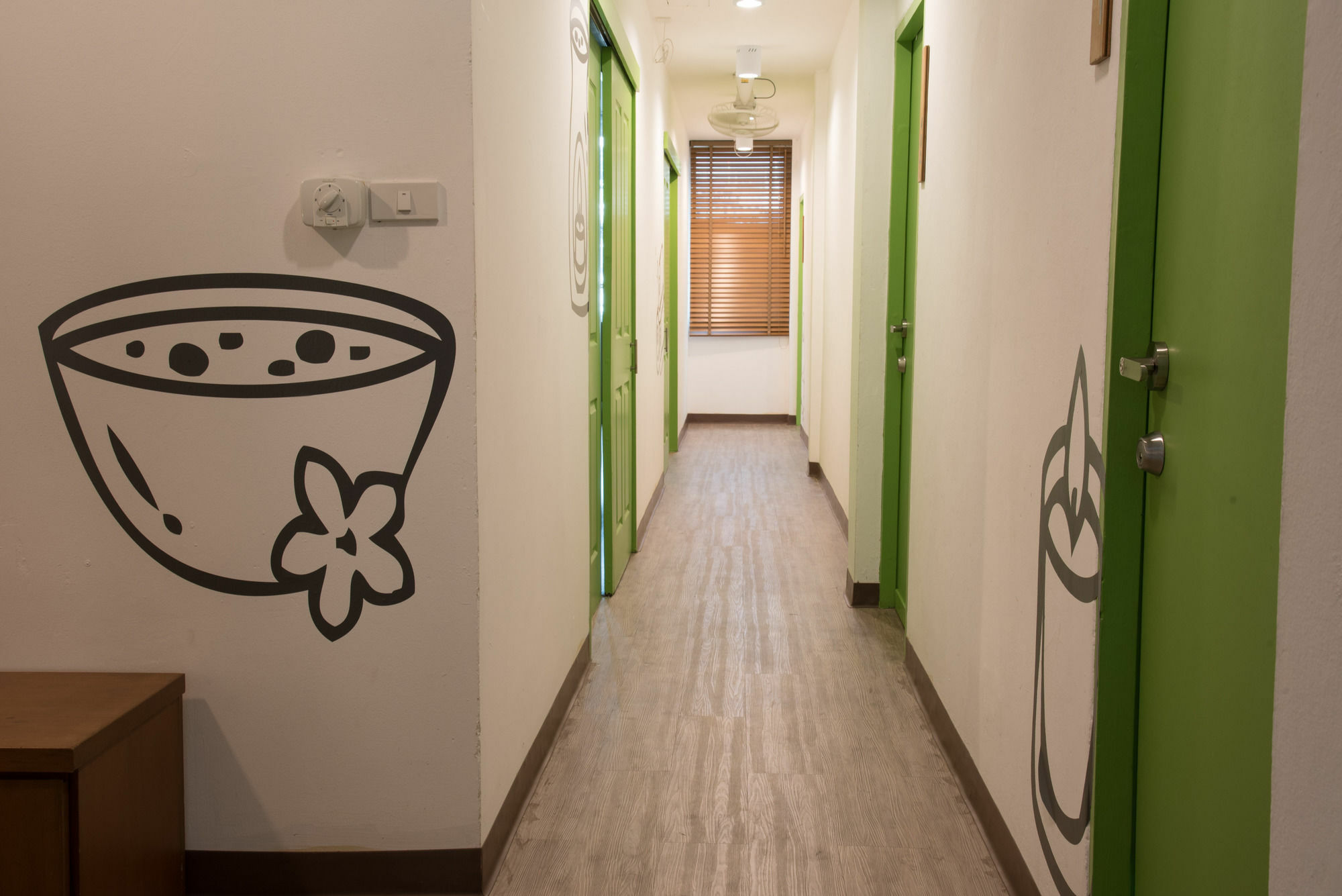 Bed & Body Hostel Bangkok Exterior foto